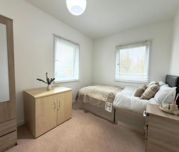 1 bedroom in a flat share to rent - Photo 3