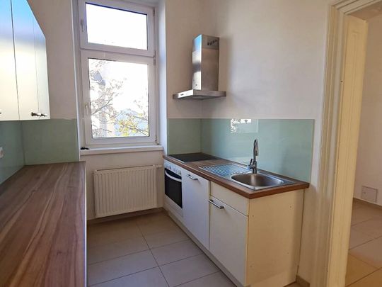 ROCHUSMARKT-NÄHE, sonnige 103 m2 Altbau, 3 Zimmer, WG-geeignet, Küche, Wannenbad, Parketten, Geusaugasse - Foto 1