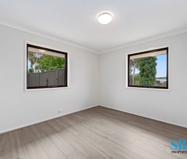 18 Ennor Crescent, Florey ACT 2615 - House For Rent | Domain - Photo 4