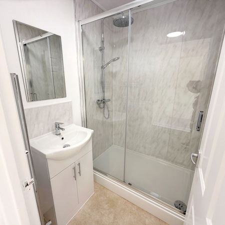 1 Bedroom Flat, The Drive, Hove - Photo 4