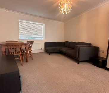 Hawkes Court, CHESHAM - Photo 5