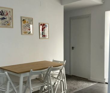 Room in a shared 5-bedroom apartment for rent in Alicante, bills in... - Foto 3