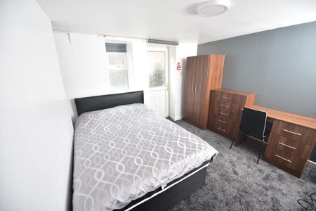 Norwood Place, Hyde Park - Photo 3