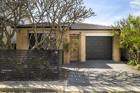 50 Mathieson Street, Carrington NSW 2294 - House For Rent | Domain - Photo 4