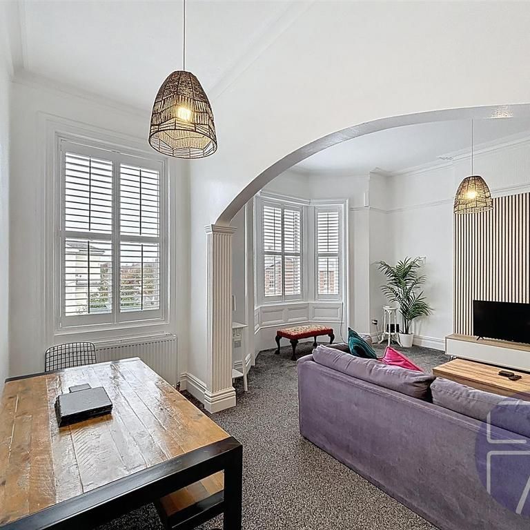 3 bedroom apartment to rent - Photo 1