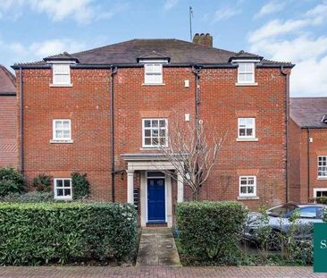 Goldsmith Way, St. Albans, Hertfordshire, AL3 - Photo 1