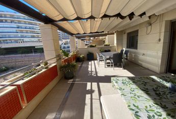 Apartamento de alquiler en Calle San Bartolome Tirajana, Los Arenales del Sol