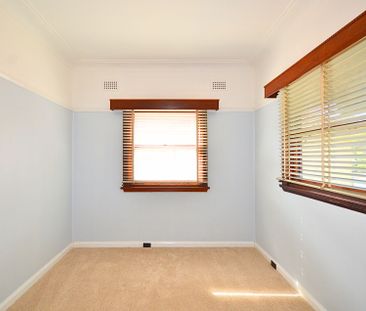 Neat & Clean Family Home - Photo 4