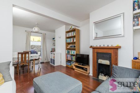 3 bedroom terraced house to rent - Photo 2