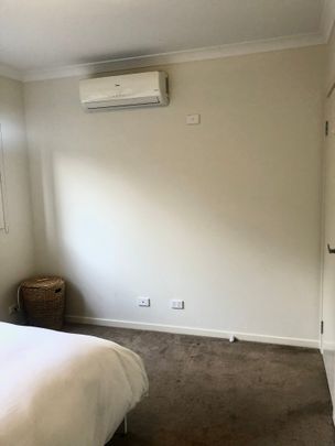 Ascot Vale - Photo 1