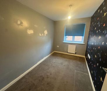 4 bedroom terraced house to rent - Photo 6