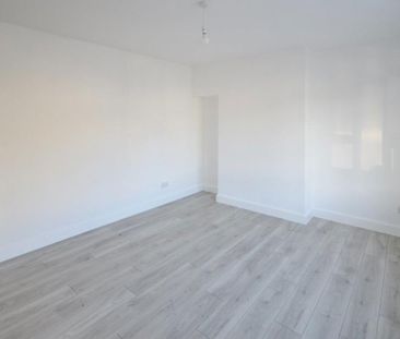 3 bedroom house to rent - Photo 3