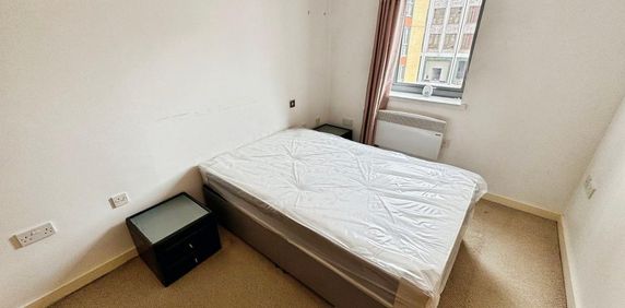 1 bedroom flat to rent - Photo 2
