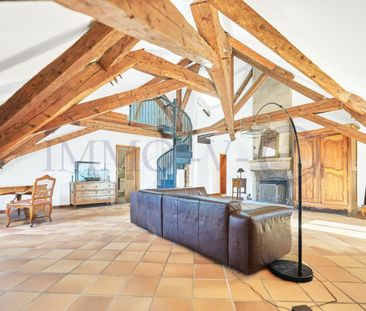 SPACIEUX AVEC CACHET ET EMPLACEMENT IDEAL - MEUBLE - Photo 2