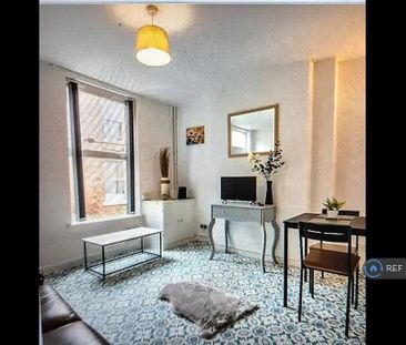 2 bedroom end of terrace house to rent - Photo 5