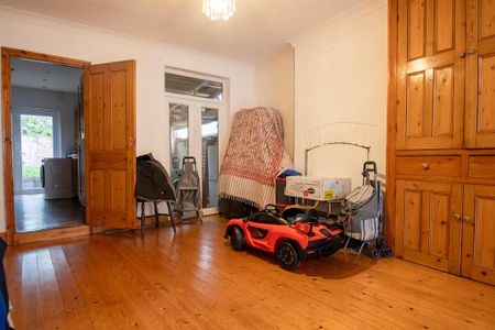 3 bedroom terraced house to rent - Photo 3