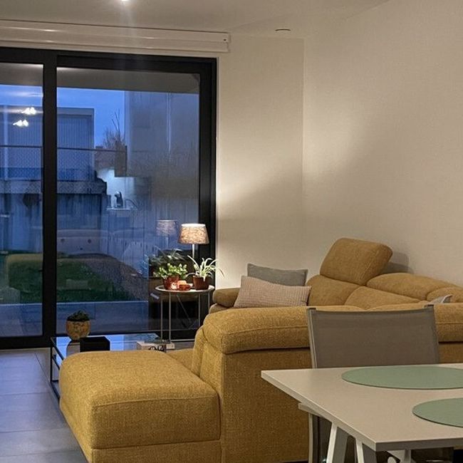 Appartement te huur in Outer voor € 900 met 2 slaapkamers - Photo 1