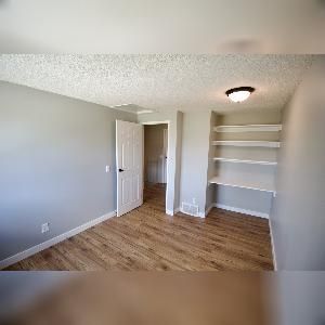 3 Bed 1.5 Bath Townhouse Pineview Fort Saskatchewan - Photo 5