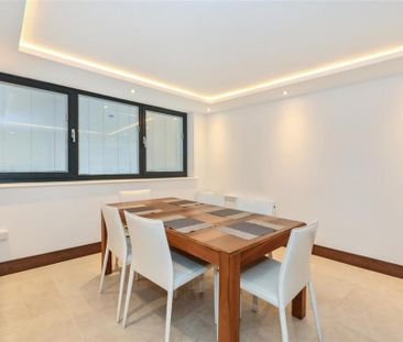 4 bedroom townhouse to rent - Photo 6