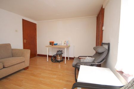 1 Bed Flat, Arlington Road, NW1 - Photo 2