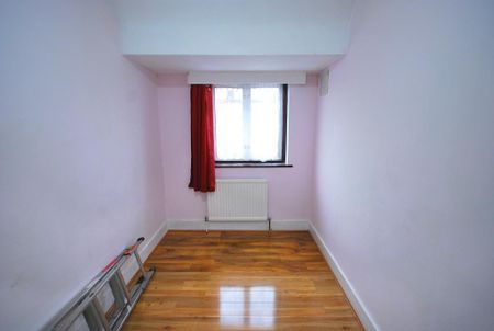 4 bedroom semi-detached house to rent - Photo 4