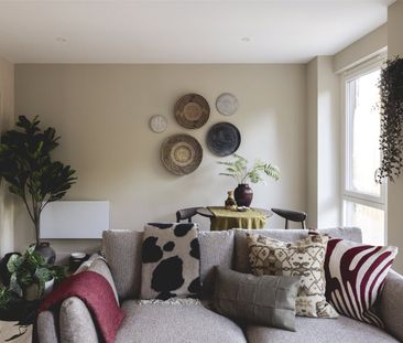 Momento, Renshaw’s Yard, 28 Mill Mead, Staines, TW18 4UQ - Photo 1