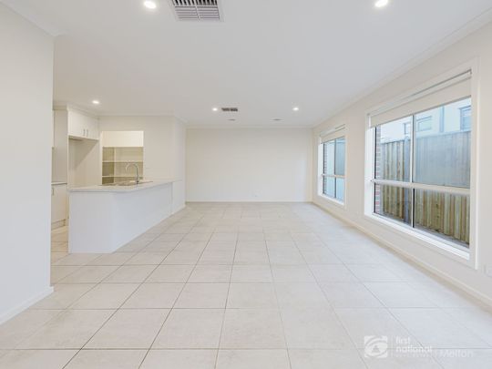 Modern Family Living in a Quiet Fraser Rise Location - Photo 1