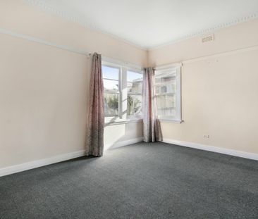 10 Ashgrove Street, DEVONPORT - Photo 1