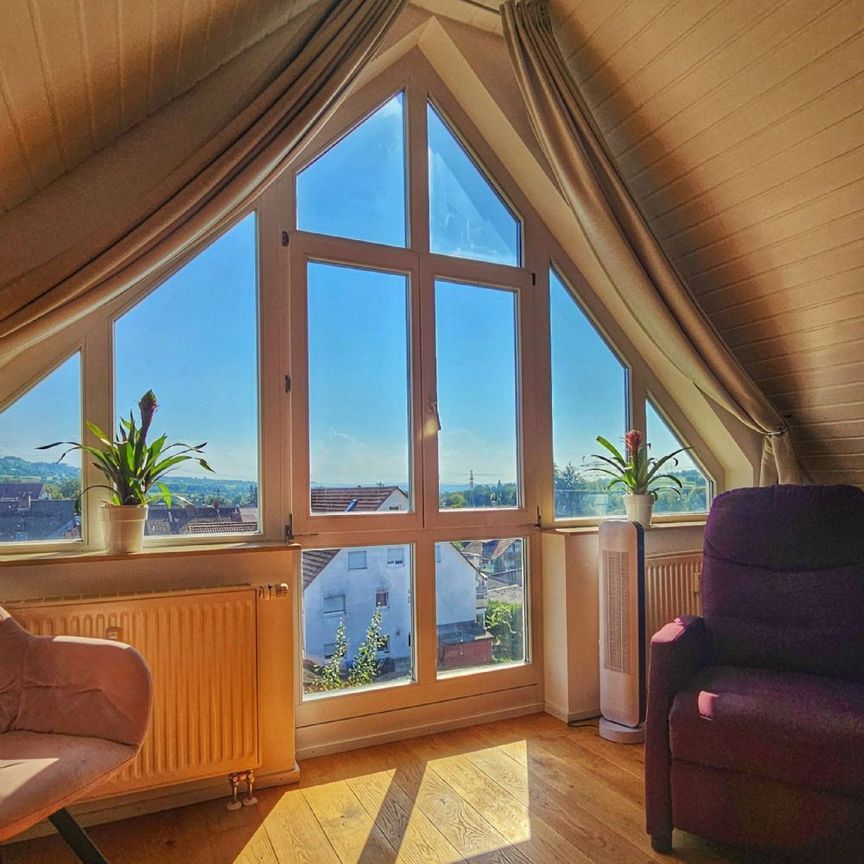 Großzügige, moderne 4-Zimmer-Maisonettewohnung mit Balkon in Rümmingen - Photo 1