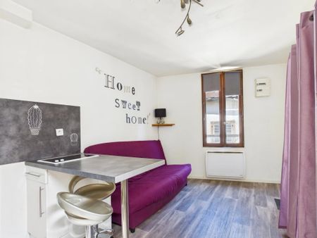 En plein centre ville près du boulevard du 14 juillet - Photo 3