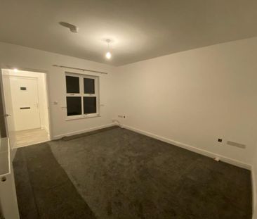 2 bedroom bungalow to rent - Photo 3