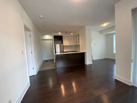 For Lease - 21 Clairtrell Road Unit# 418, Toronto, Ontario - Photo 4
