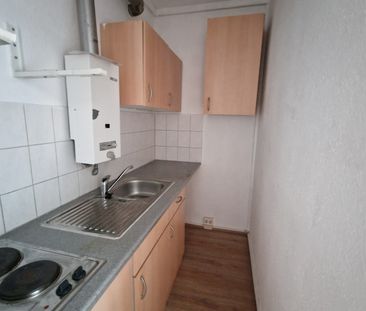 Balkon und Singleküche inklusive - für Studenten oder Singles! - Photo 1