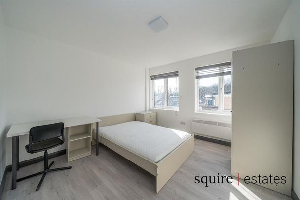 6 bedroom house of multiple occupation to rent - Photo 1