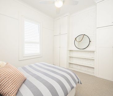 Period Charm, Cul-De-Sac Serenity - Photo 4