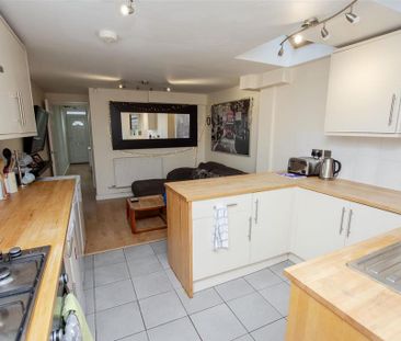 6 bedroom house to rent - Photo 6