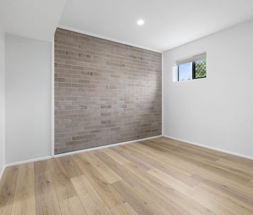 ENTERTAINERS DELIGHT - DUAL LIVING OPPORTUNITY - Photo 5