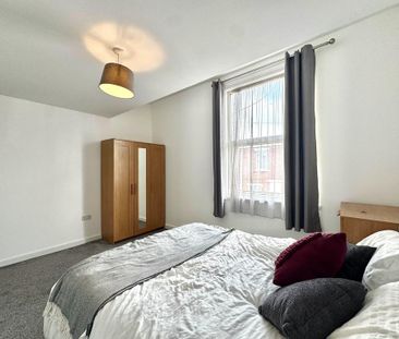1 bedroom in a house share to rent - Photo 3