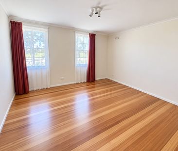 Fresh, Renovated 3-Bedroom Home - Photo 4