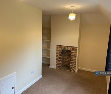 4 bedroom detached house to rent - Photo 1