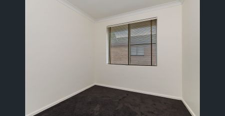 2 Bed Unit Close to Nepean Hospital! - Photo 4