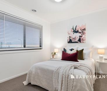 Modern Family Living in a Fantastic Clyde North Location - Photo 4