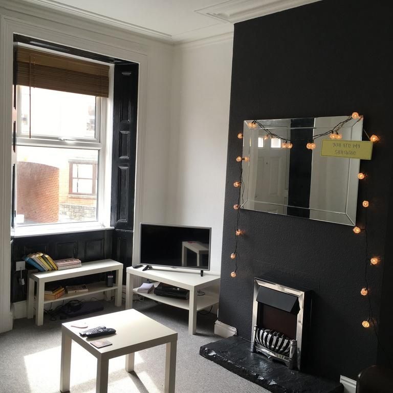 4 bedroom house to rent - Photo 1