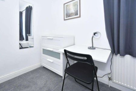 Lime Street Room 4 - Photo 3