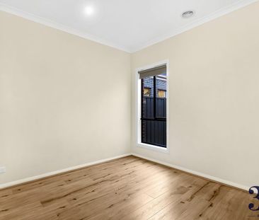 Beautiful Family Home For Lease in The Heartlands Estate. - Photo 4