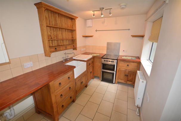 18 Rutland Street, Matlock, DE4 3GN - Photo 1