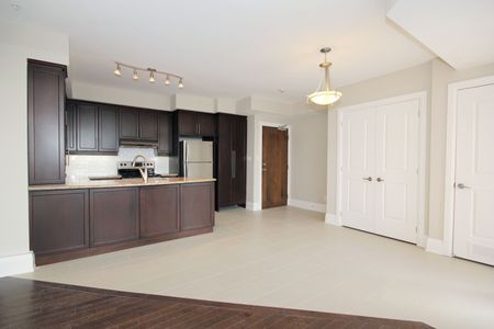For Lease - 458 Oakwood Avenue Unit# 502, Toronto, Ontario - Photo 5