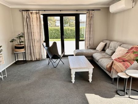 Luxury Fully Furnished Rooms - Minutes from CBD - Photo 2