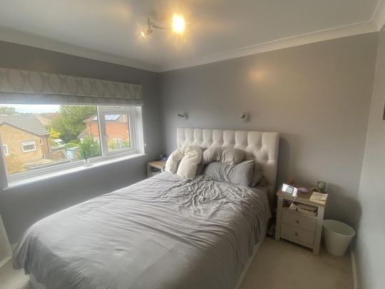 3 bedroom semi-detached house to rent - Photo 1