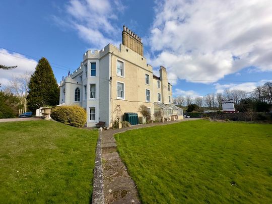 2 bedroom flat to rent - Photo 1